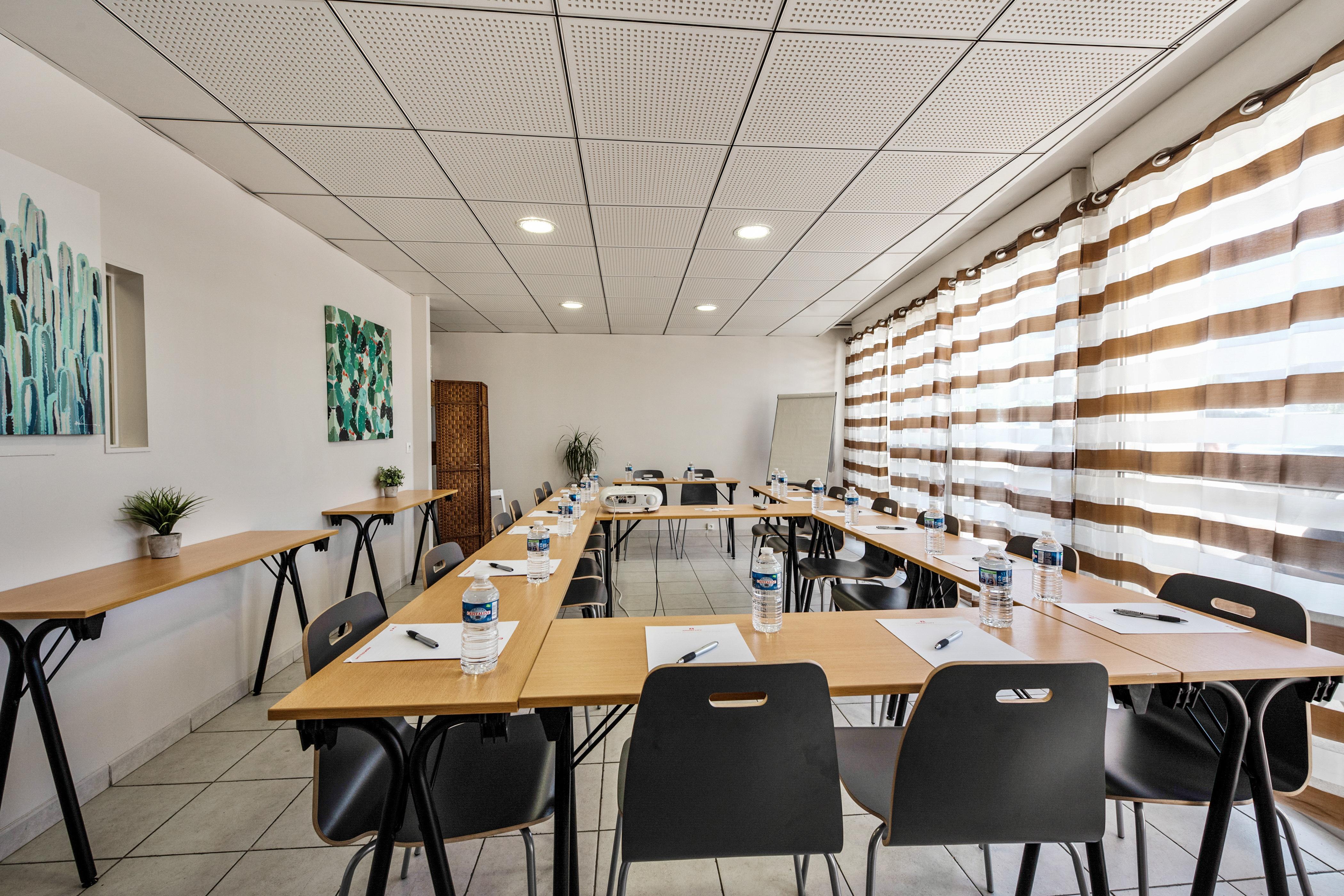 Appart’city Marseille Aéroport – Vitrolles Appart hôtel