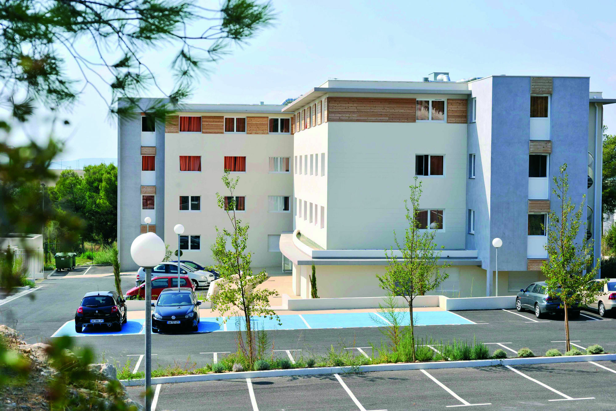 Appart hôtel Appart’city Marseille Aéroport – Vitrolles Vitrolles (Bouches-du-Rhone)